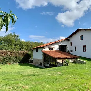 Bidegurutzeta Landetxea Séjour à la campagne Urnieta